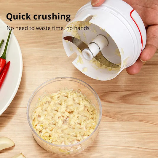 The Magic Pull: White Handheld Garlic Grinder – Minces & Grinds in One Simple Pull!