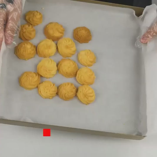 BakeEase Precut Parchment Sheets – Non-Stick, For Oven, Air Fryer & Steaming